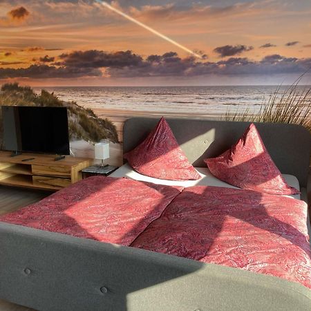 Ferienwohnung Ostseestrandlaeufer 1 青斯特 外观 照片